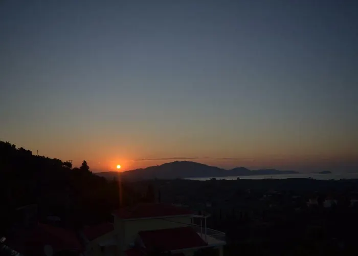 Mayra Lithakia (Zakynthos)